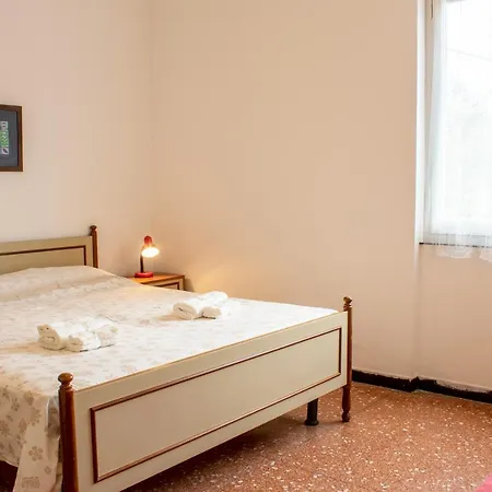 Appartement Posto Auto E Vista Magnifica Relax A 900 Metri Dal Mare Borgio Verezzi