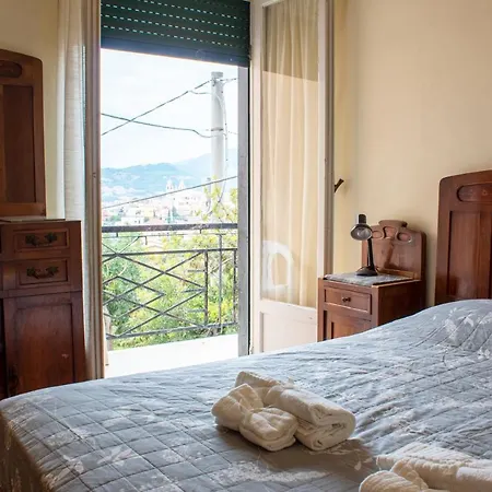 Apartment Posto Auto E Vista Magnifica Relax A 900 Metri Dal Mare Borgio Verezzi